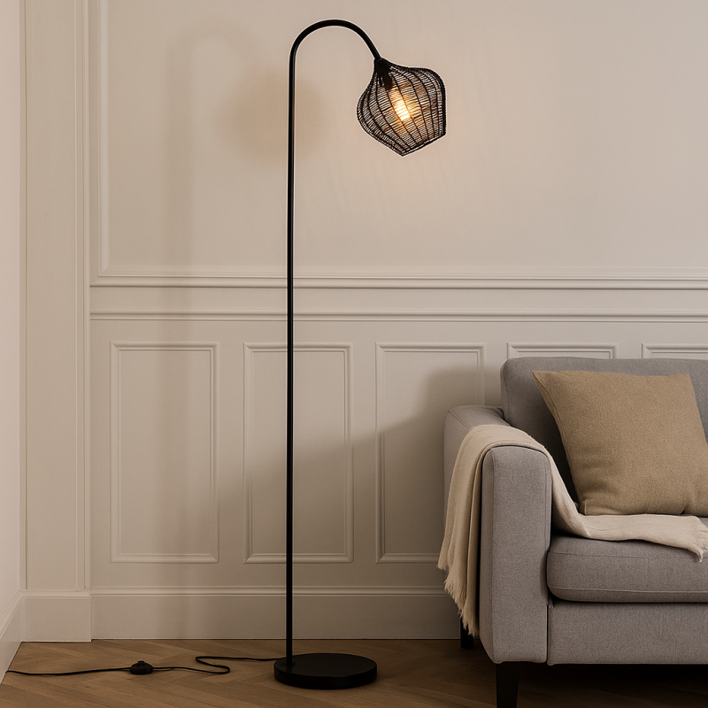 Industrielle Stehlampe Schwarz, Pepita, mit Schalter Industrielle Stehlampe Schwarz, Pepita, mit Schalter