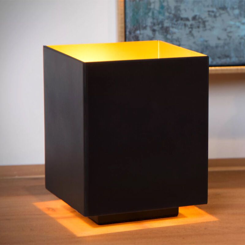 Goldene Tischleuchte Modern, Suzy, mit Schalter Goldene Tischleuchte Modern, Suzy, mit Schalter