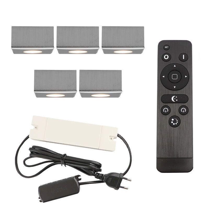 5 eckige chrom Aufbaustrahler Terrassenüberdachung Fredo, IP44, inkl. Anschlussset und Fernbedienung 5 eckige chrom Aufbaustrahler Terrassenüberdachung Fredo, IP44, inkl. Anschlussset und Fernbedienung