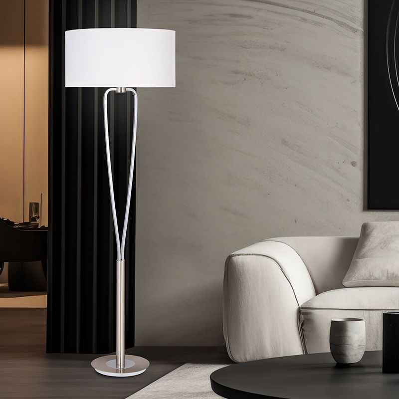 Nickel Stehlampe Modern, Lola, mit Schalter Nickel Stehlampe Modern, Lola, mit Schalter