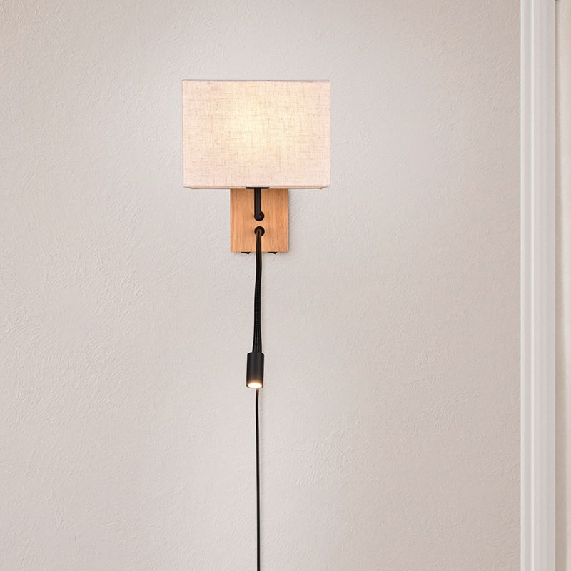 Weiße Wandleuchte Holz, Fransien, mit Schalter