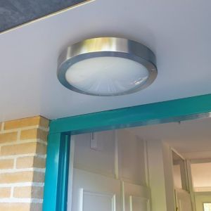 Silberne Außen Wandleuchte mit Dämmerungsmelder Glas, Bob, IP44