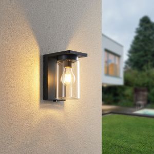 Schwarze Außen Wandleuchte mit Dämmerungsmelder Modern, Yves, IP44