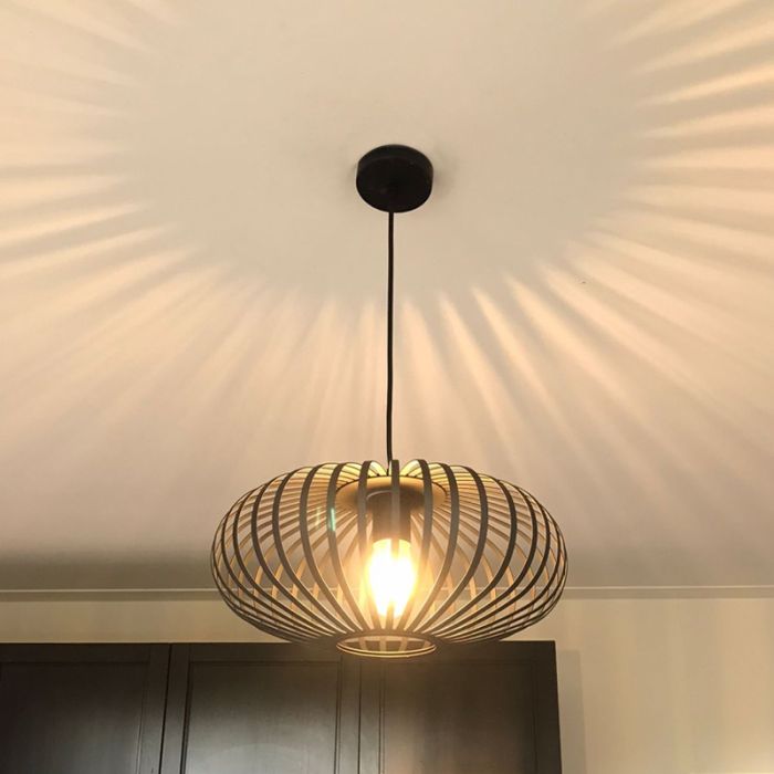 Industrielle Pendelleuchte Lieve, schwarz, Metall