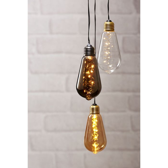 Transparente Edison-Lampe im Akkubetrieb