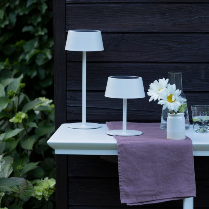 Moderne Solar Außen Wandleuchte Weiß, Soumaya, 4W, 3000K LED, IP44, 3-stufig dimmbar