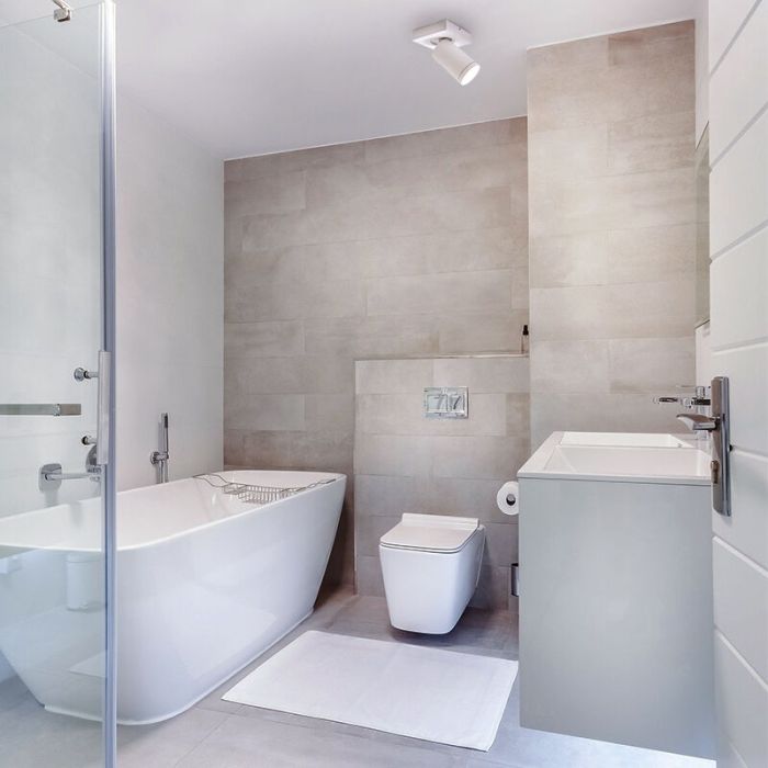 Weiße Badezimmer Deckenstrahler Kenan, 1L, modern, IP44