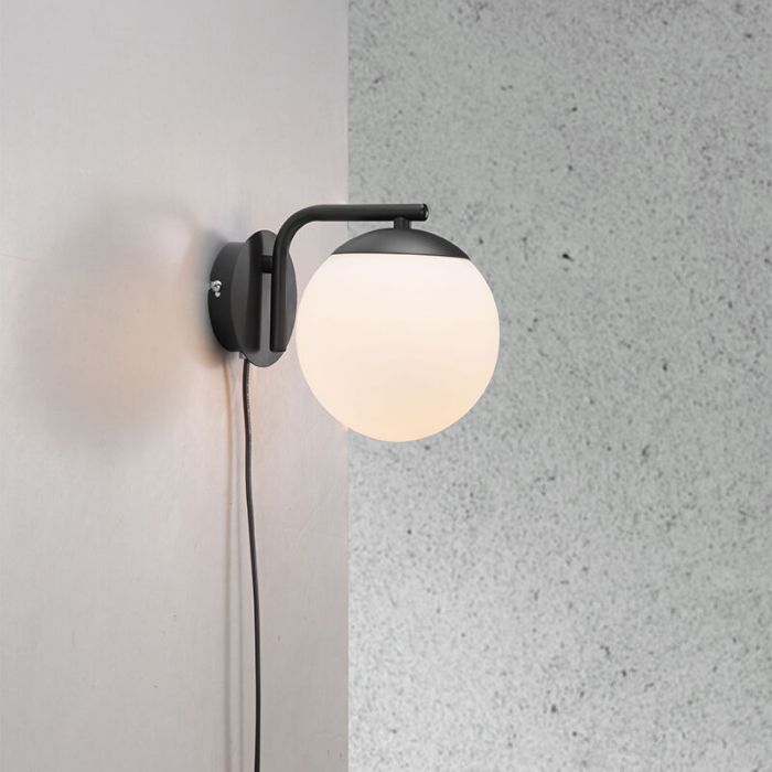Schwarze Wandleuchte Design, Grant, mit Schalter