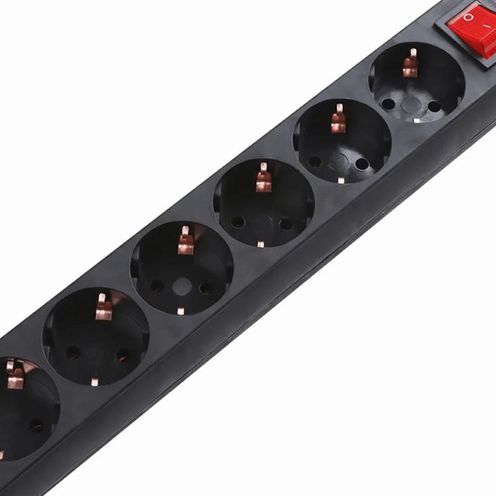 6-fach Steckdosenleiste mit Schalter 3 Meter, schwarz